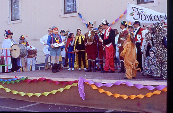 Carnevale1998eSfilata a Pergine_41