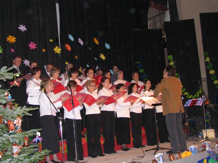 Concerto Natalizio 2005-2006 Scuola El_13
